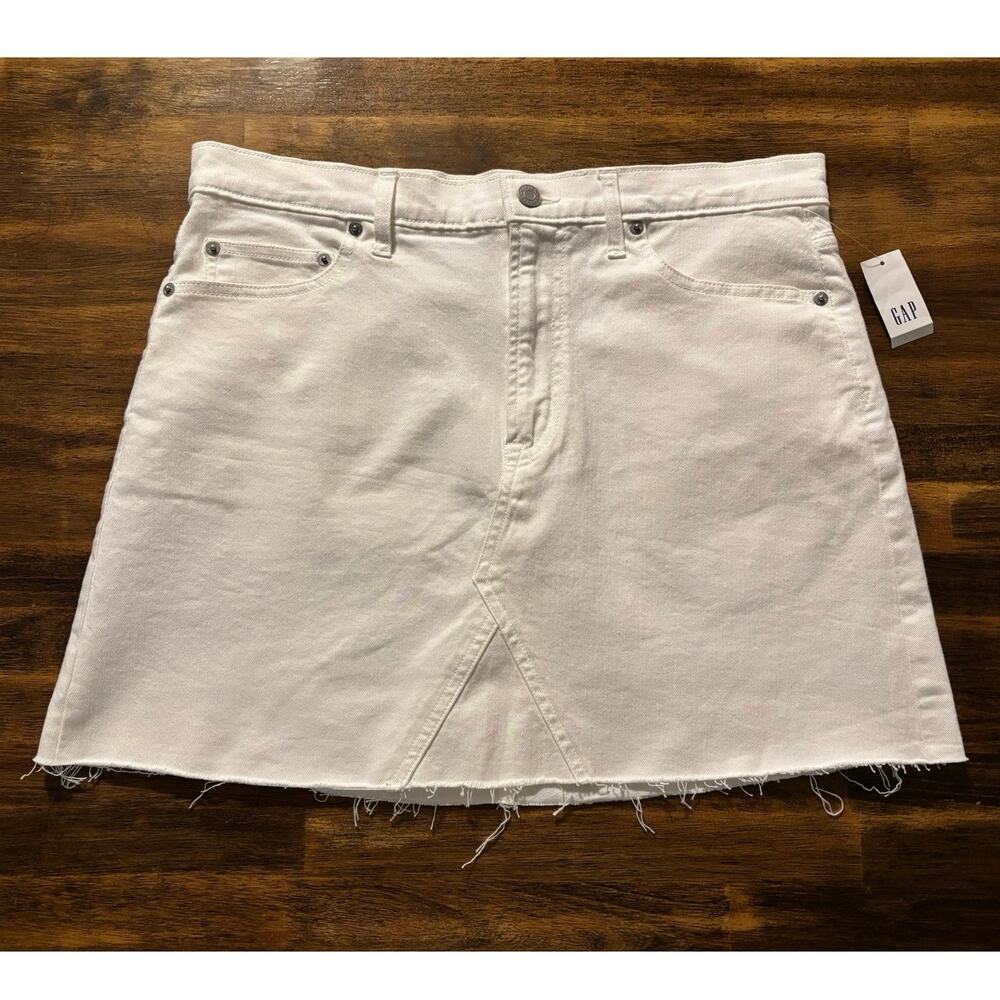 Gap Women’s 31 (33x16) Skirt High Rise White Denim 5 Pocket Short Raw Hem Y2K